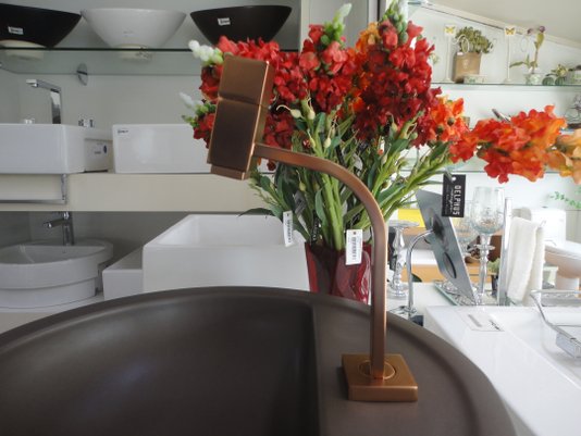 Torneira de mesa para lavatorio agua fria 1195 RV250 Rosso vechio Plena fani
