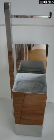 Papeleira de Chão com Lixeira Articulável Cromada