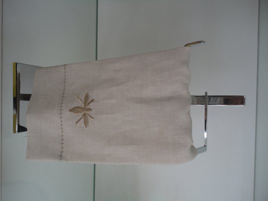 Toalheiro de Mesa/Bancada Quadrado com Base Quadrada Cromado -  TB20 CONY