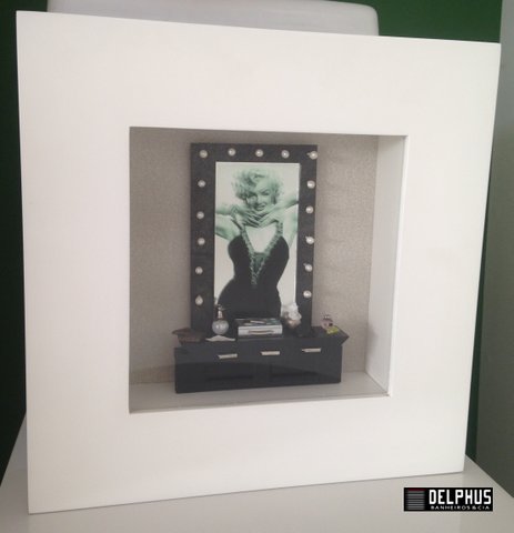 Quadro MARILYN (30x30x7)cm com Moldura Branca