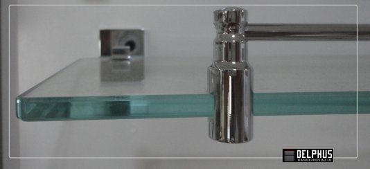 Prateleira/Porta Shampoo cromado com Vidro e Grade 60cm Quadrada 3677