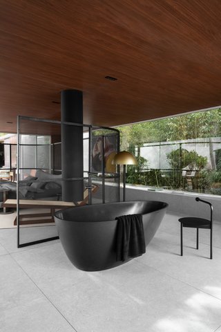 Banheira Angra de Imersão 179x89x62 Preto Granito Sabbia