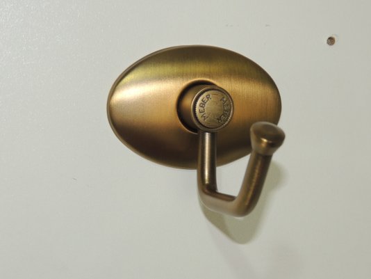 Cabide 406 P Ouro Escovado Tradicional