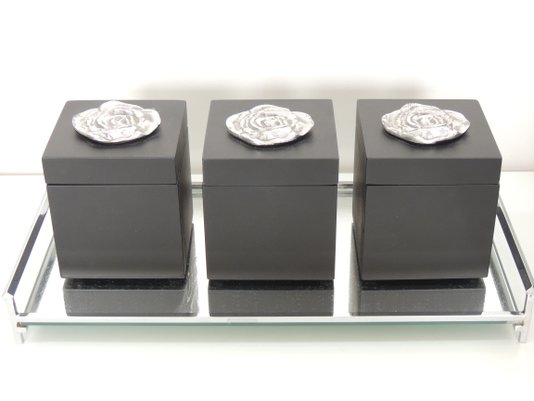 Caixas Decorativas Preto com Puxador Aluminio Formato Rosas