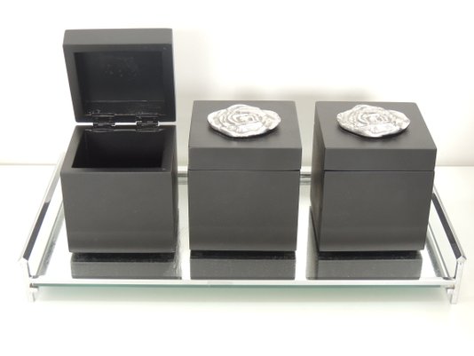 Caixas Decorativas Preto com Puxador Aluminio Formato Rosas