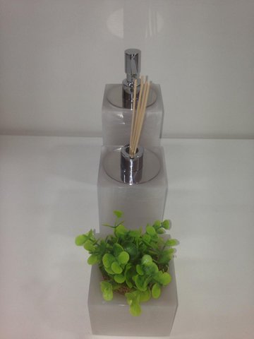 Conjunto para Lavabo Madreperola com Tampa Cromada