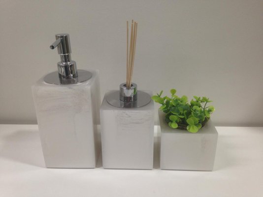 Conjunto para Lavabo Madreperola com Tampa Cromada