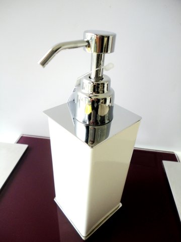 Saboneteira Liquida Quadrada Branco com inox