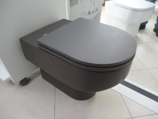 Assento Poliéster  AP.237.GL.RD.22 para Bacias Carrara/Duna/LK/Nuova Marrom Fosco com Ferragem Red Gold Deca