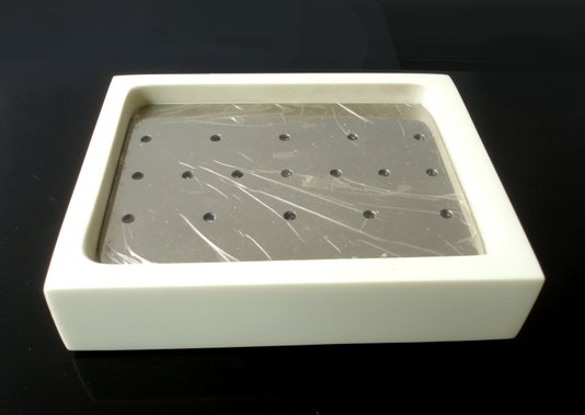Saboneteira de Mesa Retangular Branco com Cromado