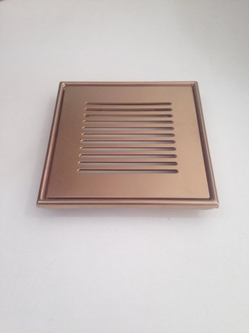 Ralo Grelha 15x15 com Base Gold Matte Listras Invinox