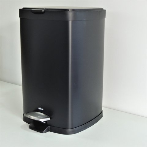 Lixeira 12 litros Preta com Pedal e Balde