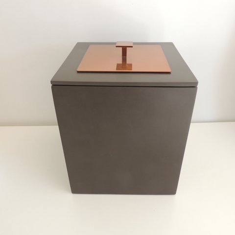 Lixeira Marrom Fosco / Tampa Red Gold 22x22x25 8 litros