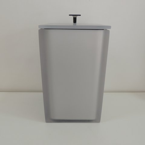 Lixeira Cristal Fosco Prata / Puxador Cromado 15x15x25 4 litros