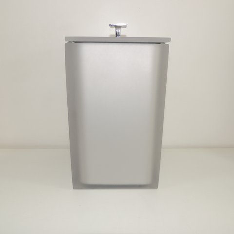 Lixeira Cristal Fosco Prata / Puxador Cromado 15x15x25 4 litros