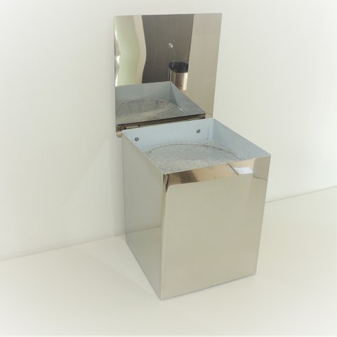 Lixeira Inox 18x18x23 Tampa Articulavel  2189