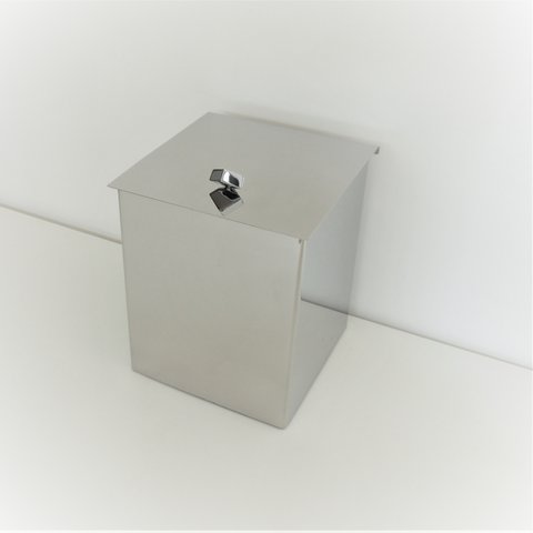 Lixeira Inox 18x18x23 Tampa Articulavel  2189