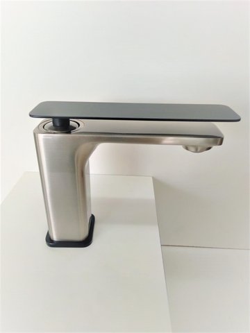 Misturador Monocomando Aço escovado e Black matte RB8113 Rubinettos