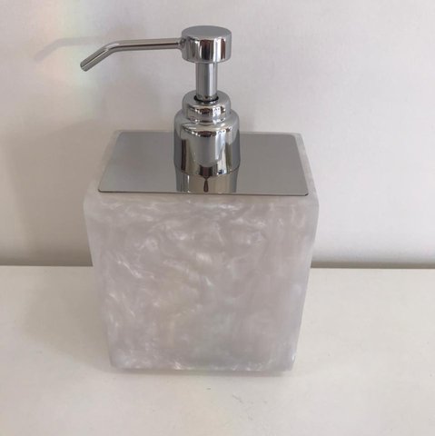 Saboneteira liquida retangular madreperola 18401