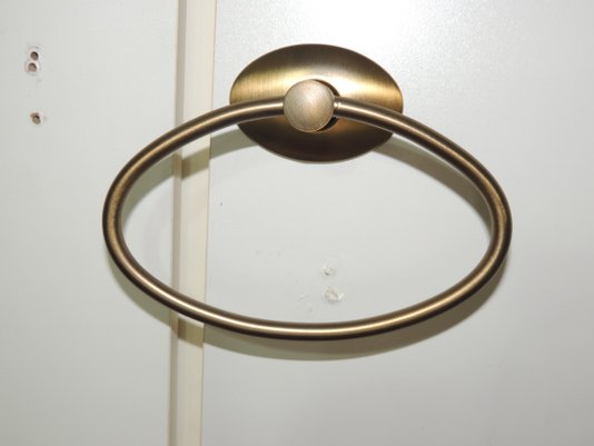 Toalheiro Argola Oval P 203 Ouro Escovado Tradicional