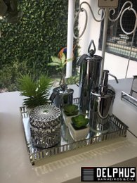 Bandeja Retangular em Metal Cromado com Base Espelho 30x24