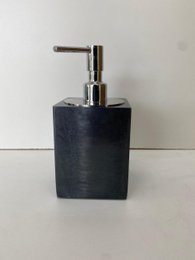 Saboneteira Liquida chumbo com dosador cromado