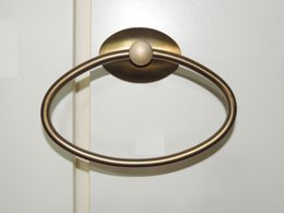 Toalheiro Argola Oval P 203 Ouro Escovado Tradicional